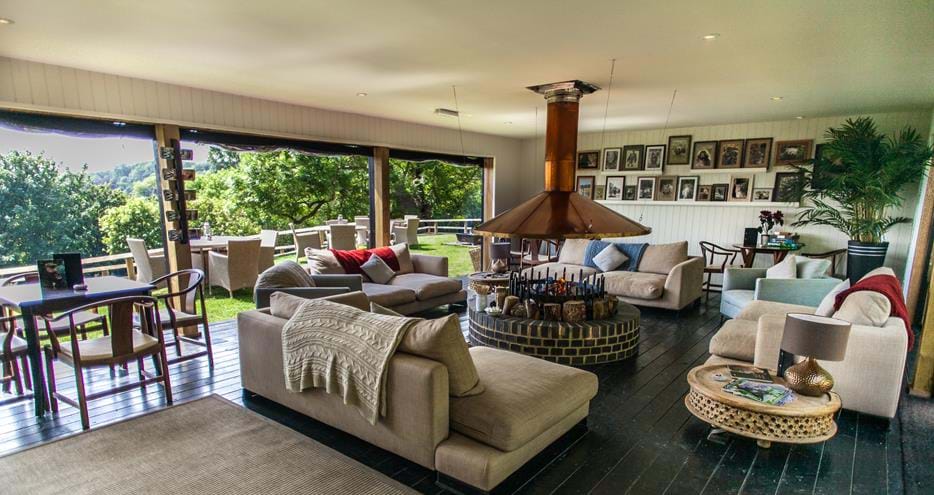 Enjoy drinks and snacks at The Treehouse Clubhouse during your stay at Port Lympne Reserve in Kent