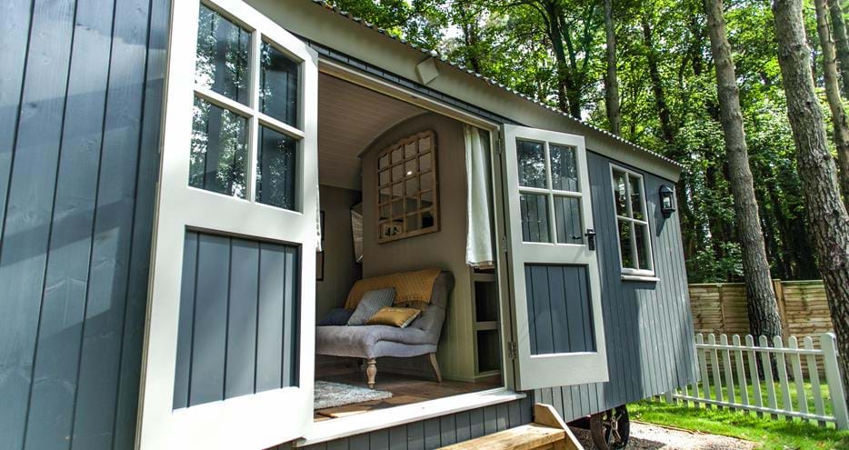 Kent short breaks at Pinewood shepherd hut at Port Lympne Hotel & Reserve in Kent