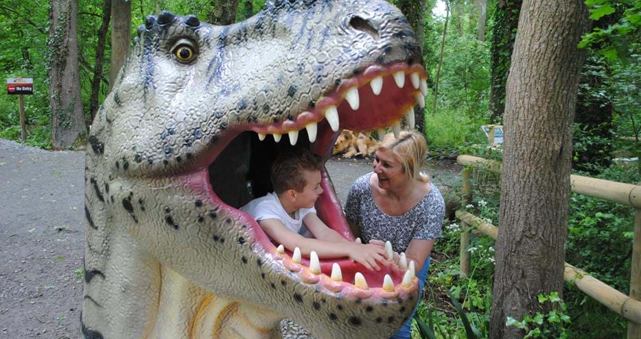 Fun Dinosaur Days out in Kent at Port Lympne Hotel & Reserve
