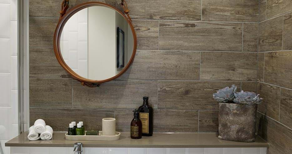 Treehouse Hotel bathroom at Port Lympne Hotel & Reserve in Kent