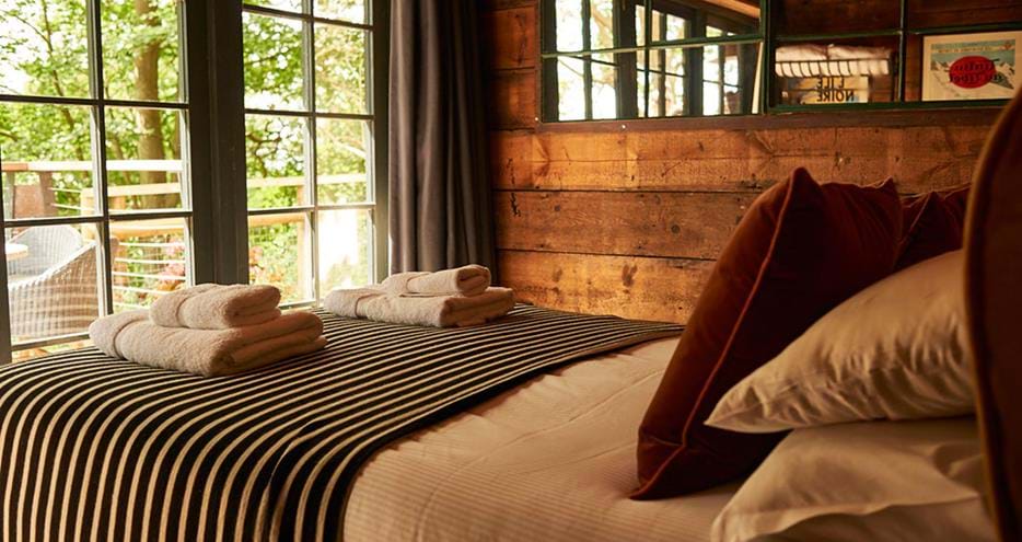 Double bedroom at Tiger Lodge at Port Lympne Hotel & Reserve in Kent