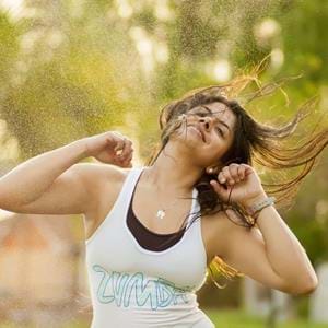 zumba-2382200_1920.jpg