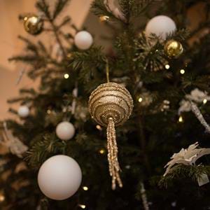 Port-Lympne-Christmas-Mansion-House-Hotel-and-Treehouses-184_SMALL.jpg