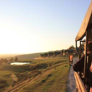 SLIDER_GIRAFFE-LODGE_SAFARI.jpg