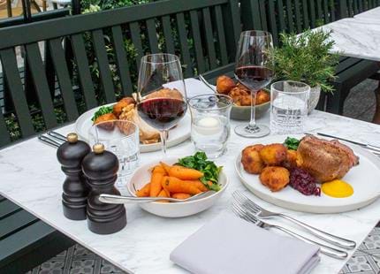 Sunday roast lunch in Kent at Port Lympne Hotel & Reserve