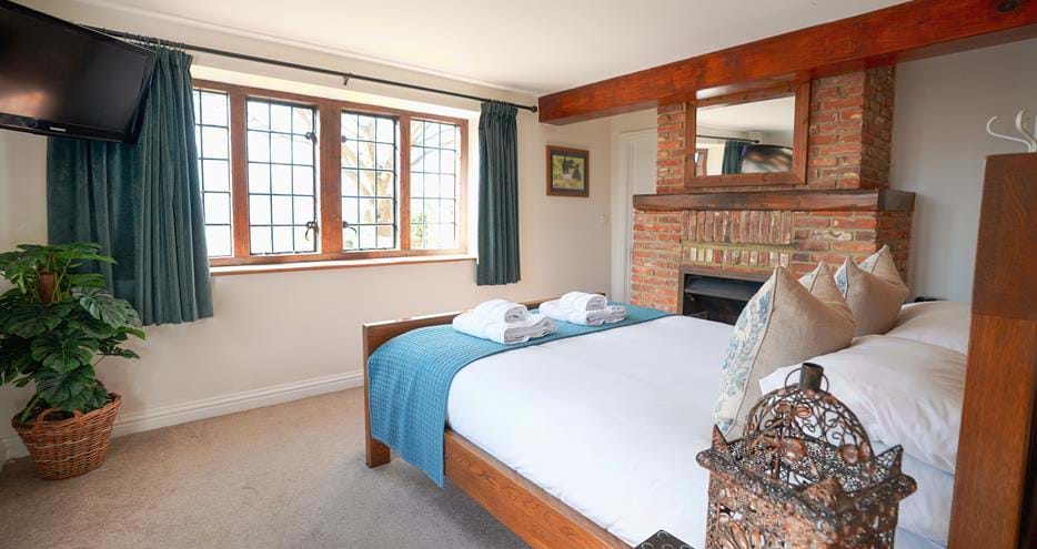 Double room at Giraffe Cottage safari getaway at Port Lympne Hotel & Reserve in Kent